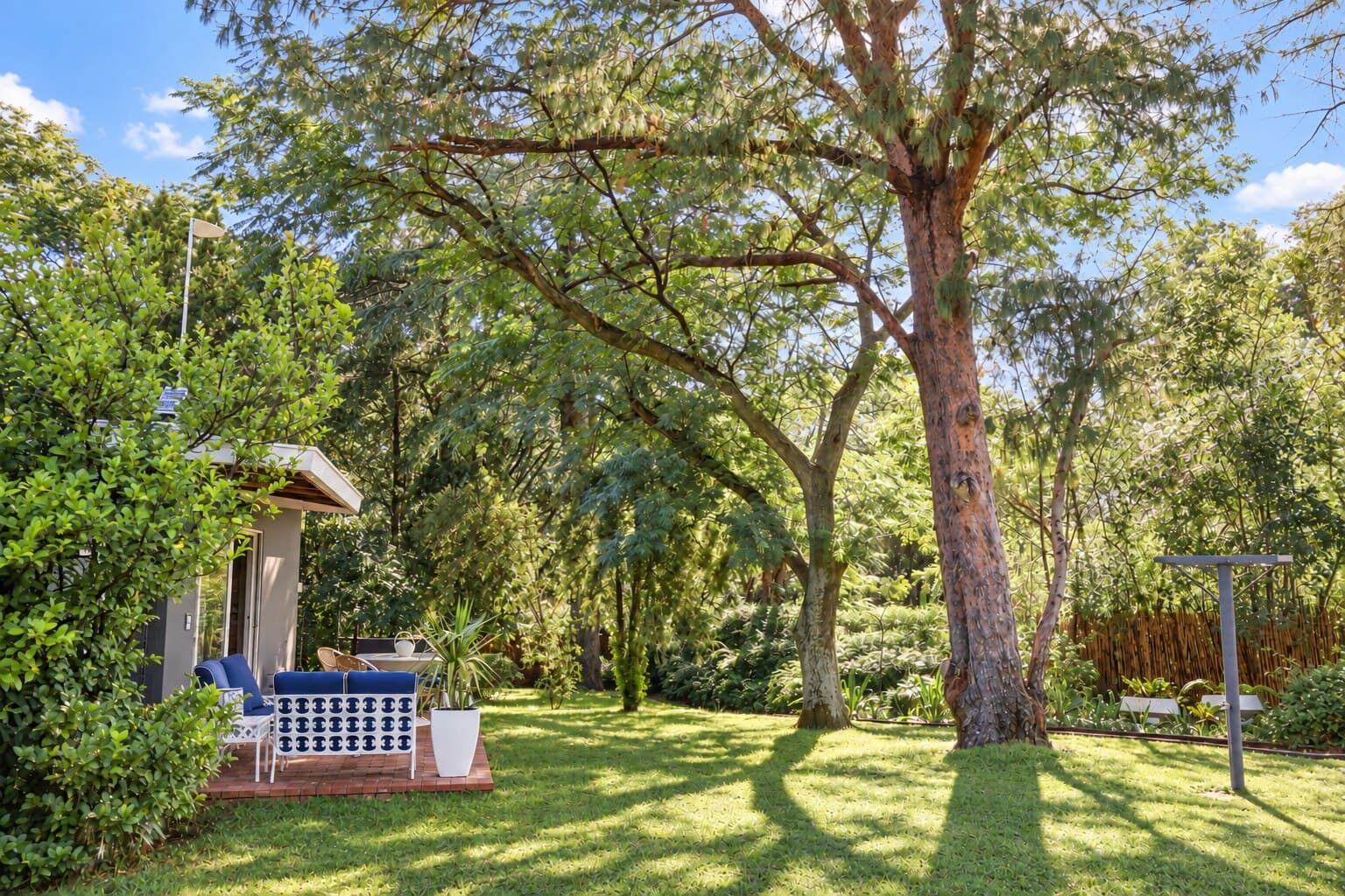 Garden Cottage - photo 2